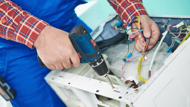 Derince Beko Beko çamaşır makinesi kart tamiri – Su almama arızası orijinal parça ile giderildi. - Teknik servis örneği